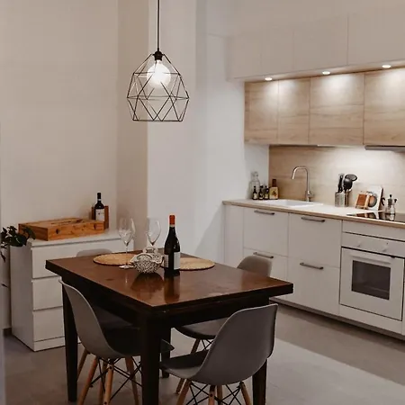 Grottabeach A Due Passi Dal Mare * グロッタンマーレ